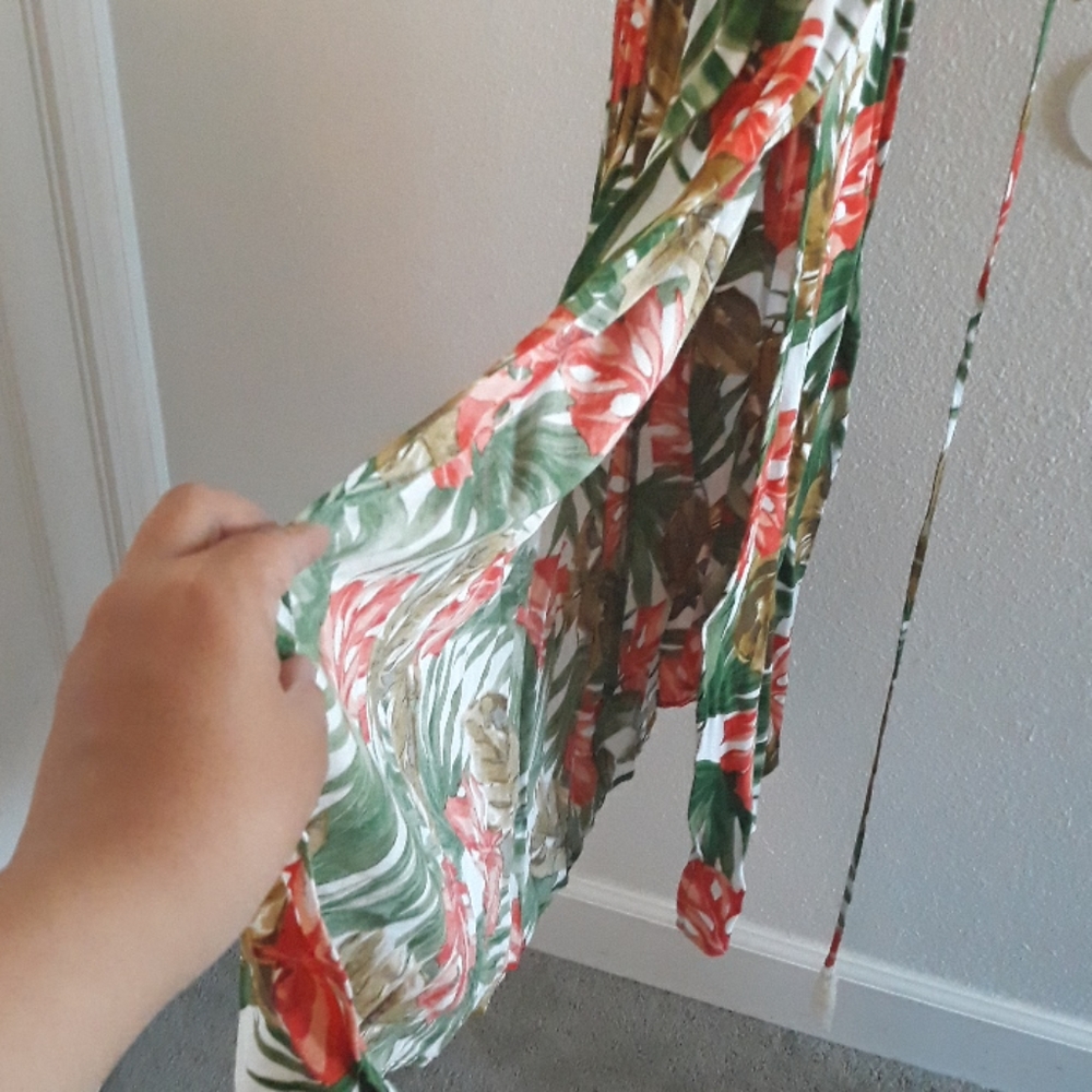 Long split dress - Picture 3 of 4